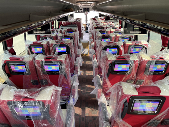 In addition, Buspad system also provides a variety of practical functions: such as mobile phone screen projection, browsing internet, listening music, reading e-books, playing games and charging mobile phones, etc, allowing passengers to fully enjoy the convenience and joy of their journey In addition, Buspad system also provides a variety of practical functions: such as mobile phone screen projection, browsing internet, listening music, reading e-books, playing games and charging mobile phones, etc, allowing passengers to fully enjoy the convenience and joy of their journey.